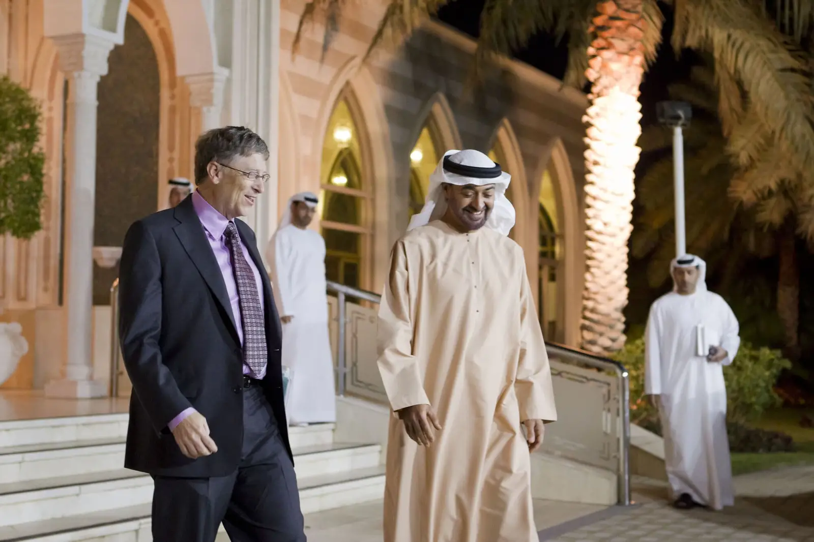 Bill Gates and UAE leader H.H. Sheikh Mohamed bin Zayed Al Nahyan